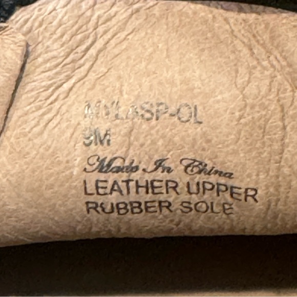 Donald Pliner Mylasp Flower Embellished Leather Sneakers - Picture 10 of 12